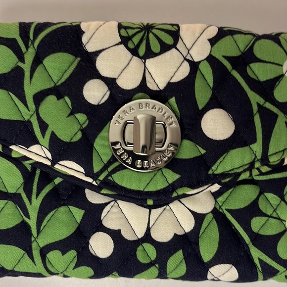 Vera Bradley Lucky You Smartphone Wristlet, NWT Missing wristband - Picture 2 of 5